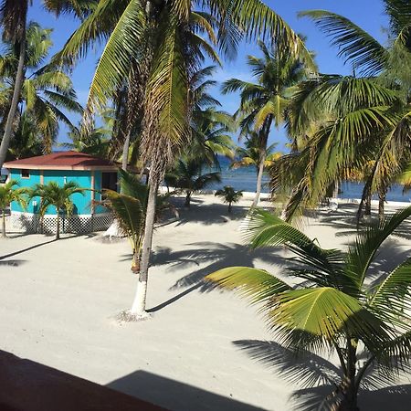 Blue Marlin Beach Resort Дангрига Екстериор снимка