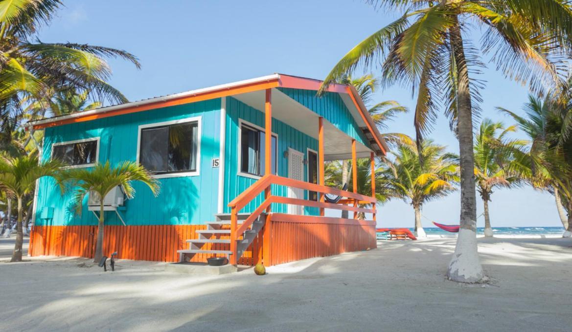 Blue Marlin Beach Resort Дангрига Екстериор снимка
