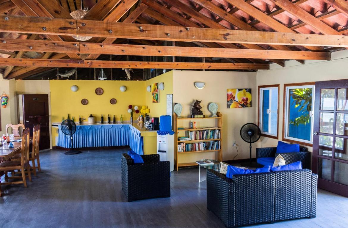 Blue Marlin Beach Resort Дангрига Екстериор снимка