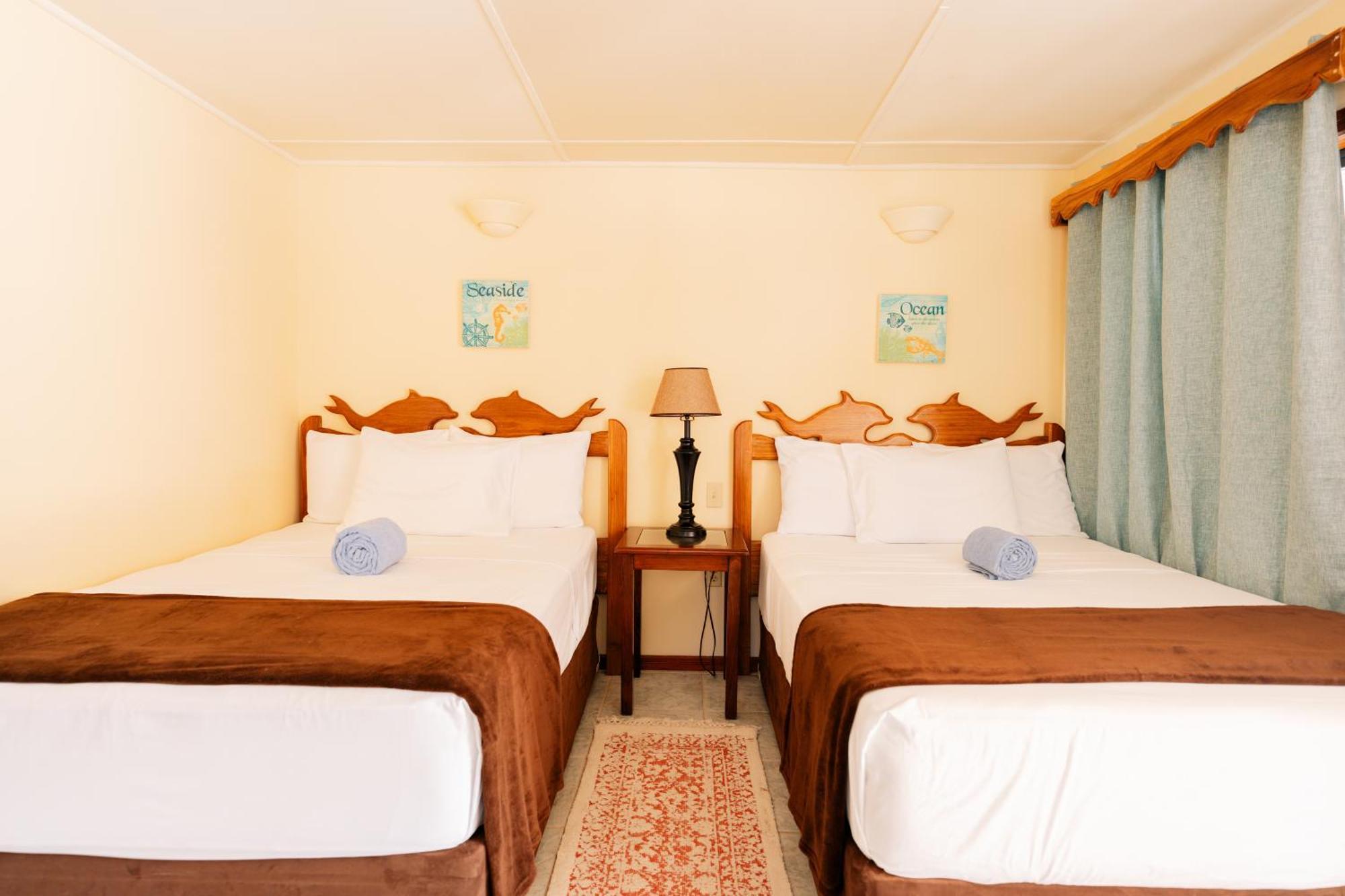 Blue Marlin Beach Resort Дангрига Екстериор снимка
